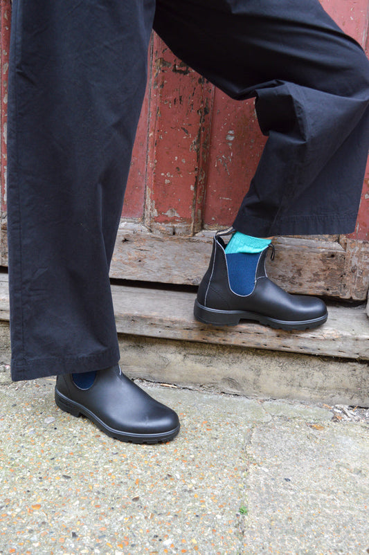 Blundstone 1917 Black Leather with Navy Boots