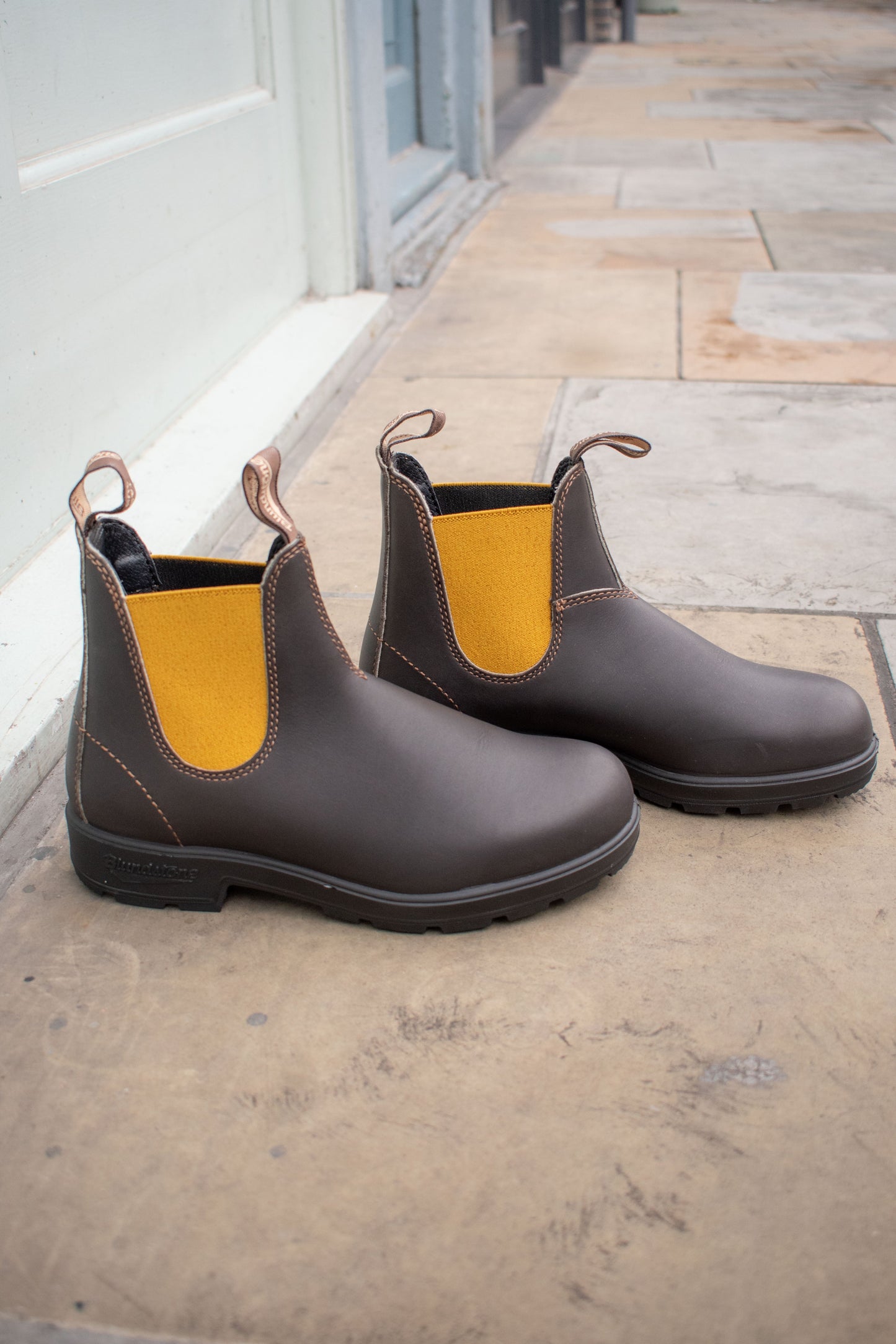 Blundstone 1919 Brown Leather with Mustard Elastic Boots