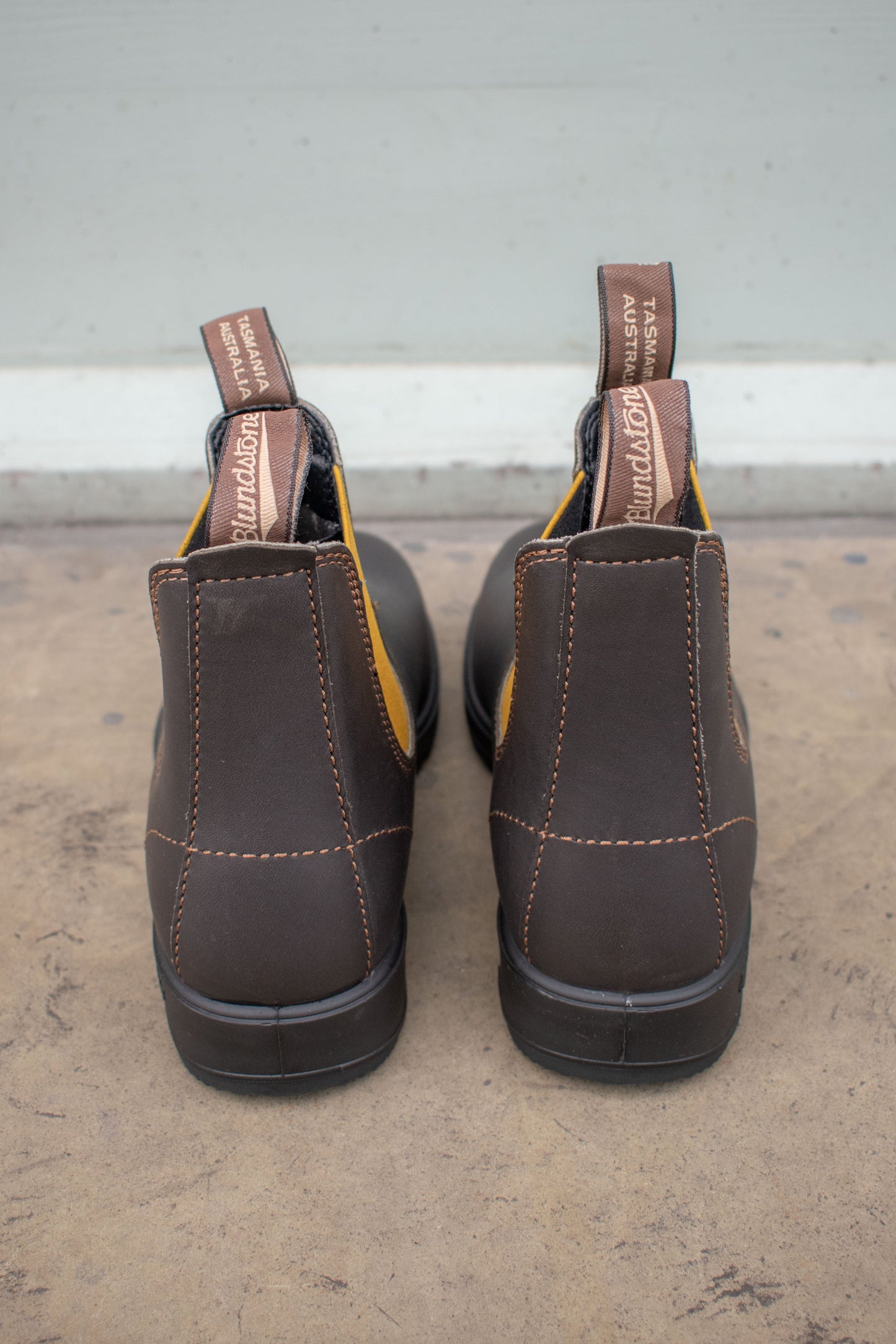 Blundstone 1919 Brown Leather with Mustard Elastic Boots