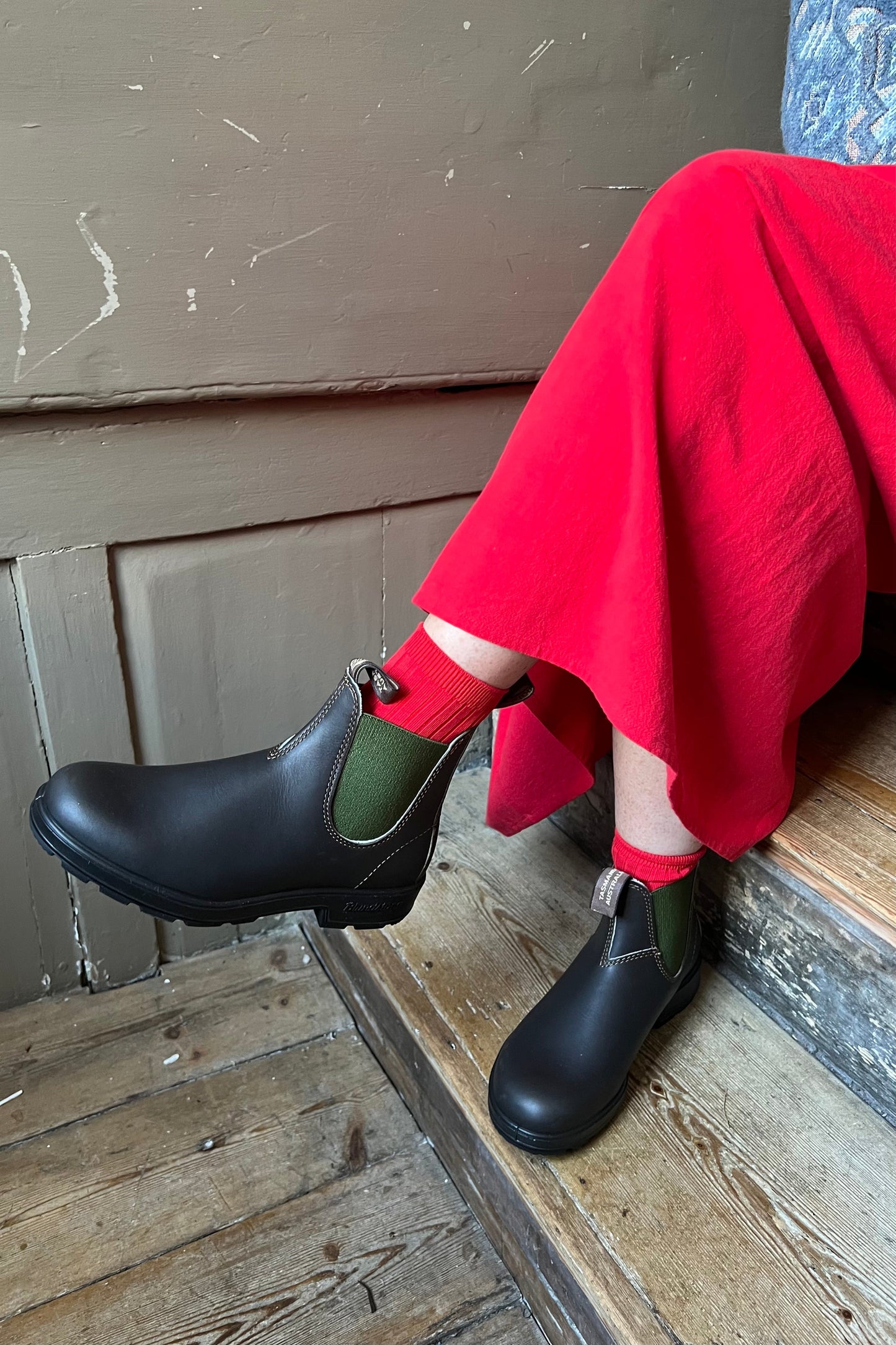 Blundstone 519 Brown Leather with Olive Elastic Boots