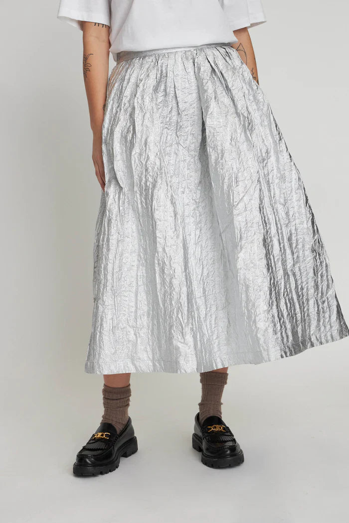 Stella Nova Silver Bomb Pearl Silver Skirt