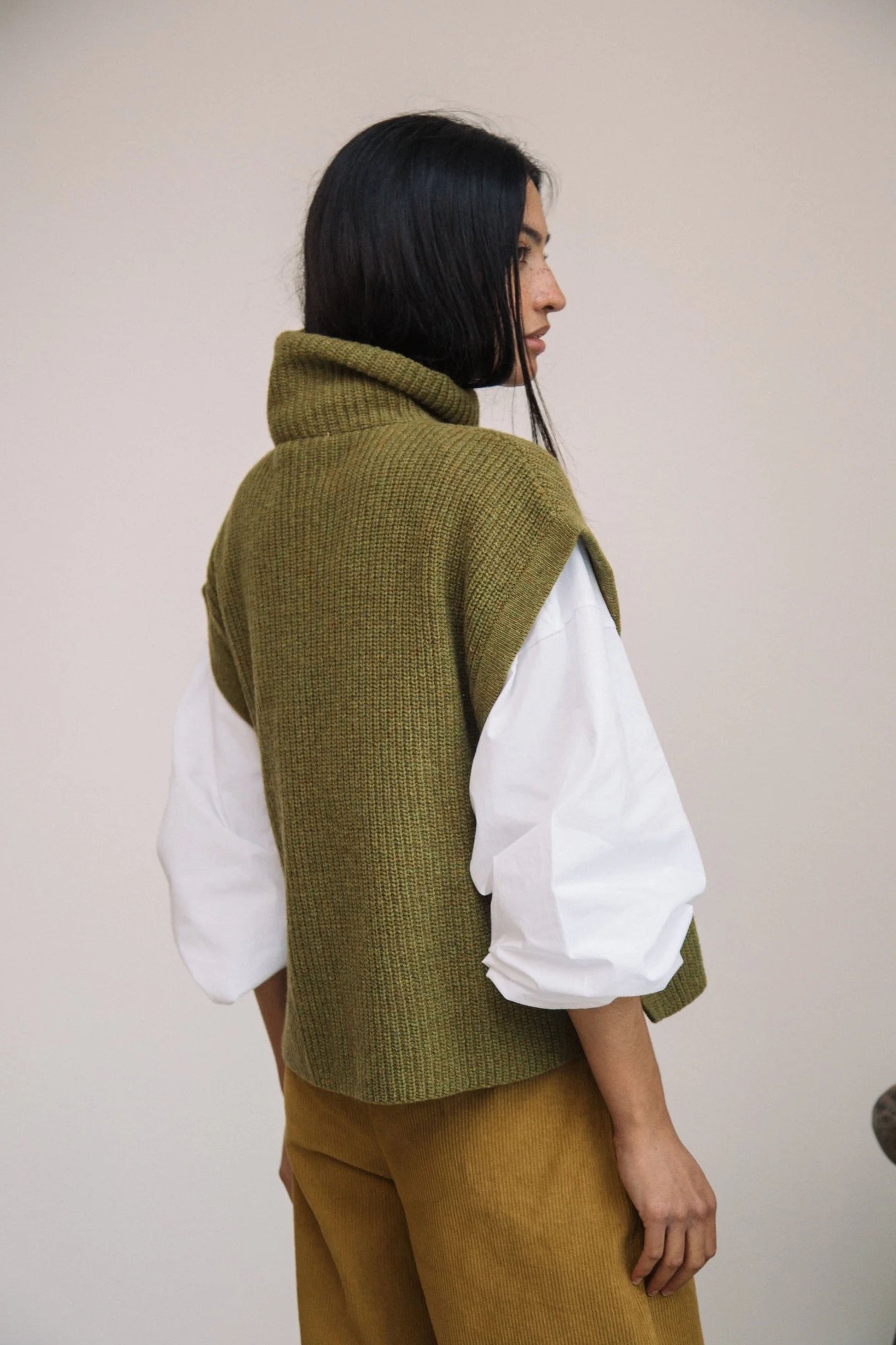 Beaumont Organic Kanon Olive Marl Knitted Vest