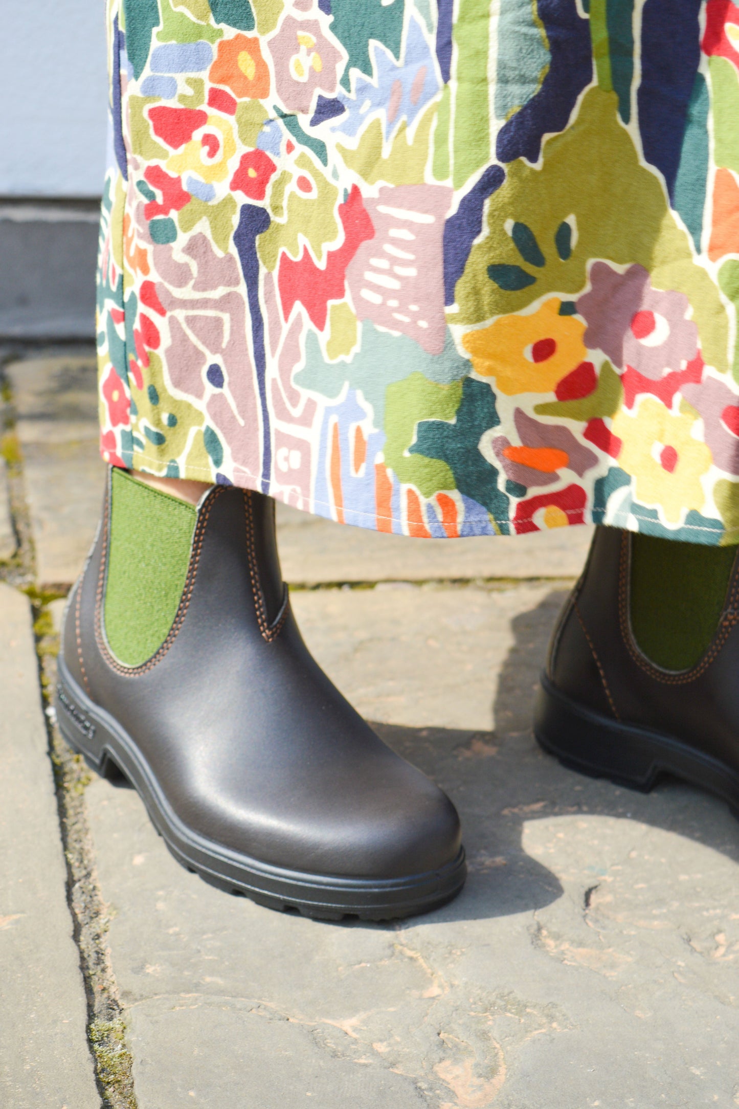 Blundstone 519 Brown Leather with Olive Elastic Boots